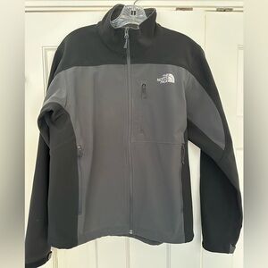 The North Face Men's Dual-Tone Performance Jacket